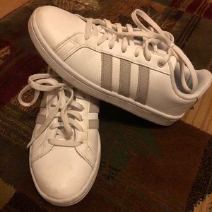 Size 7 White Adidas Sneakers